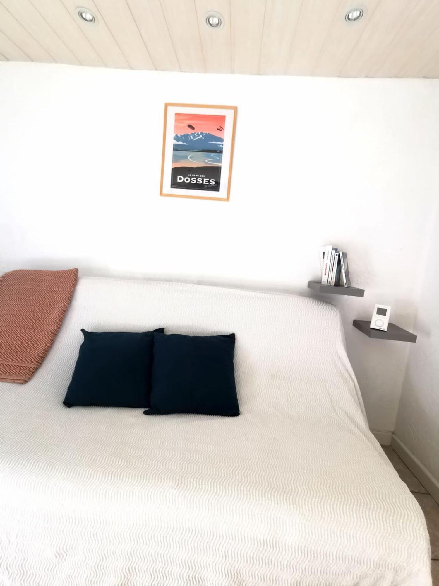 Appartement Coup De Coeur Les Pieds Dans L'Eau เลอบาร์กาแรส ภายนอก รูปภาพ