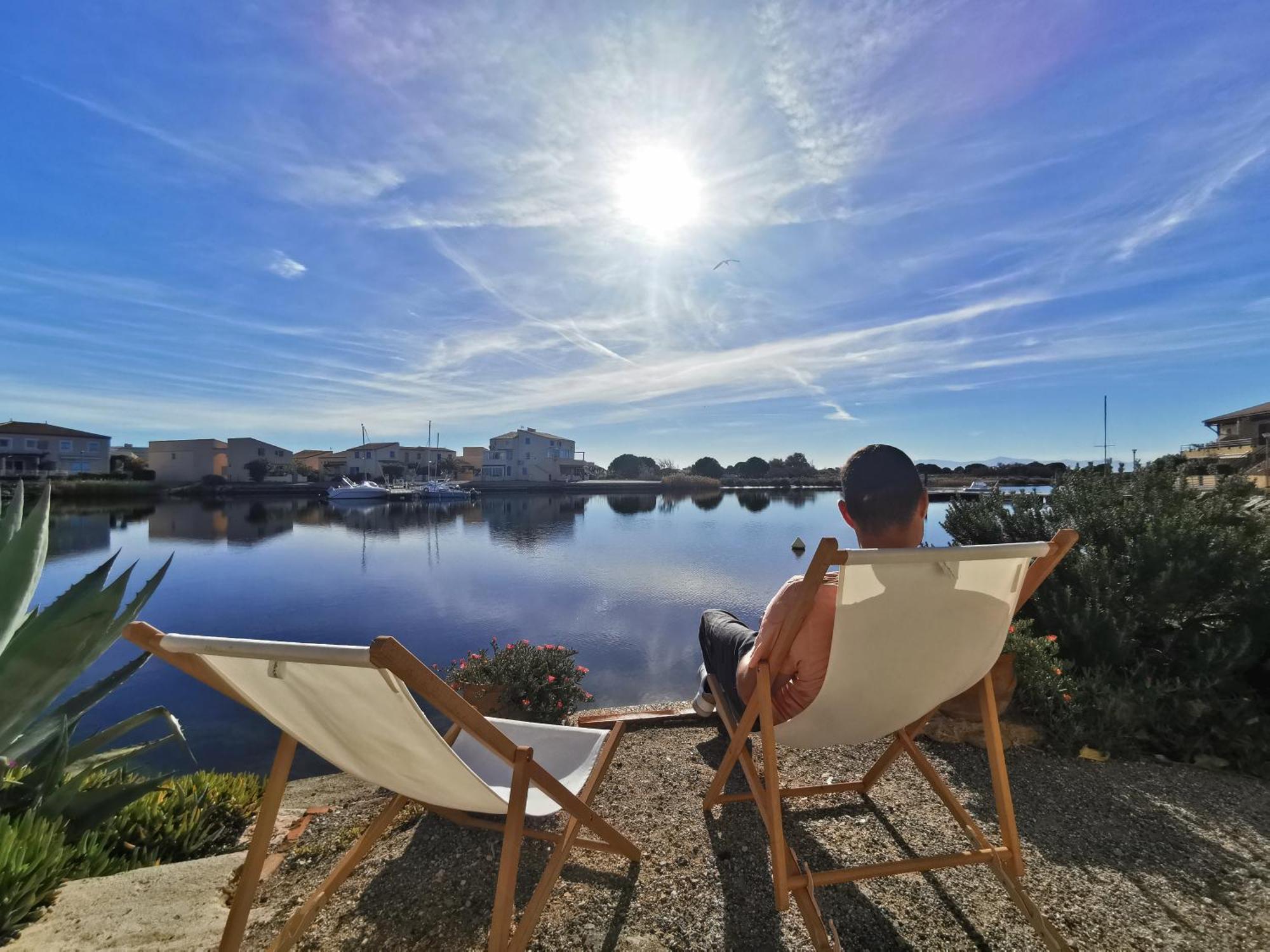 Appartement Coup De Coeur Les Pieds Dans L'Eau เลอบาร์กาแรส ภายนอก รูปภาพ